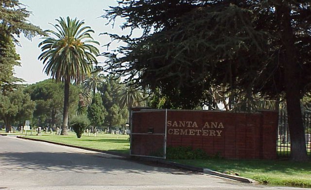 santa-ana-cemetery