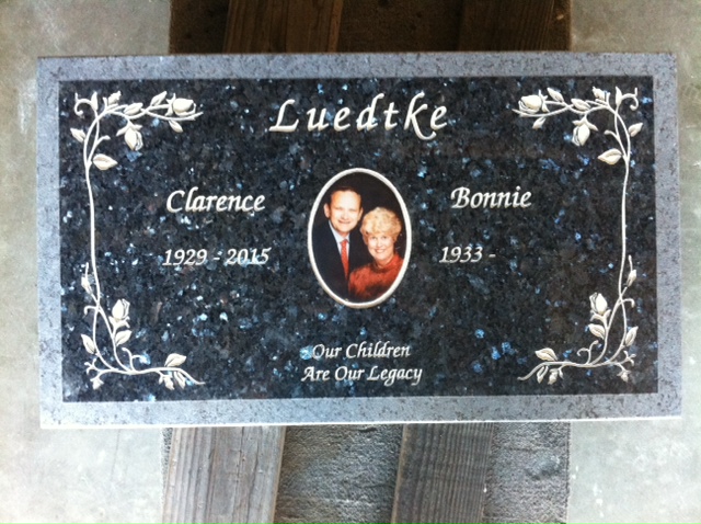 granite-memorial-headstone